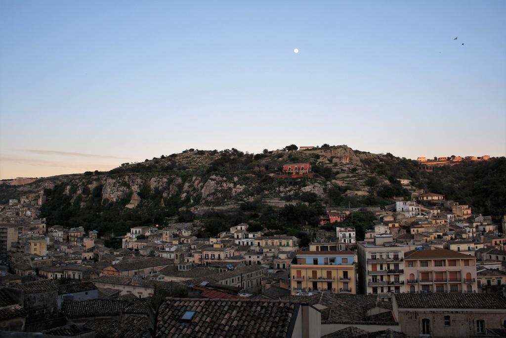 Appartamento Il Cappero Modica Exterior photo